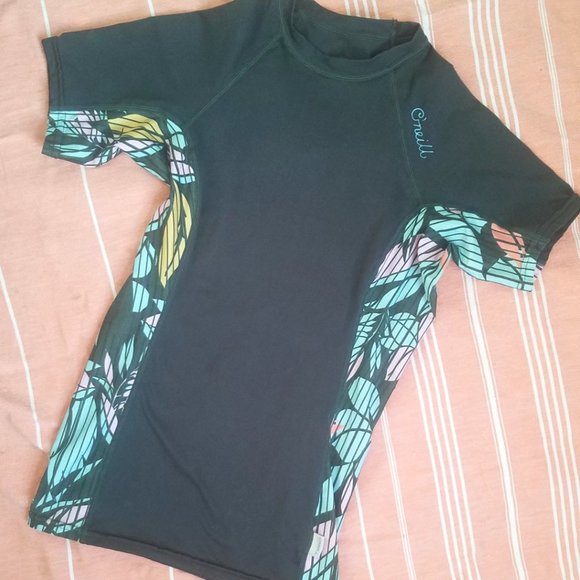 O'Neill Women's Short-Sleeved Rash Guard - Size Small - Green Floral Side Print - Picture 1 of 5